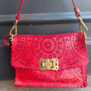 Campomaggi 'Razor'>Women Bags