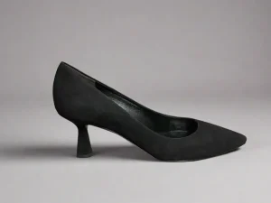 Kennel & Schmenger 'Bella' Court Shoe>Women Heels