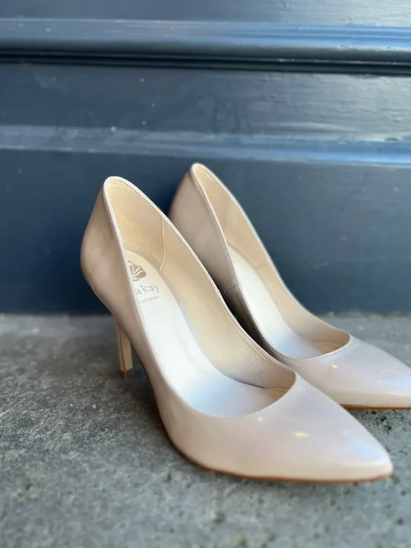 Lisa Kay Patent 'Cat' Court Shoe>Women Heels