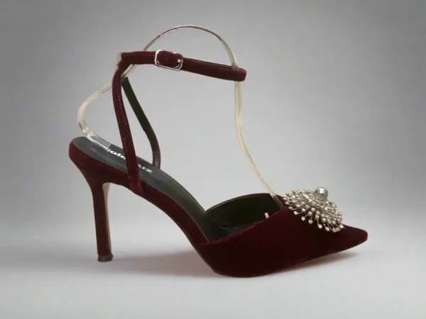 Lola Cruz 'Hathaway' Court Shoe>Women Heels