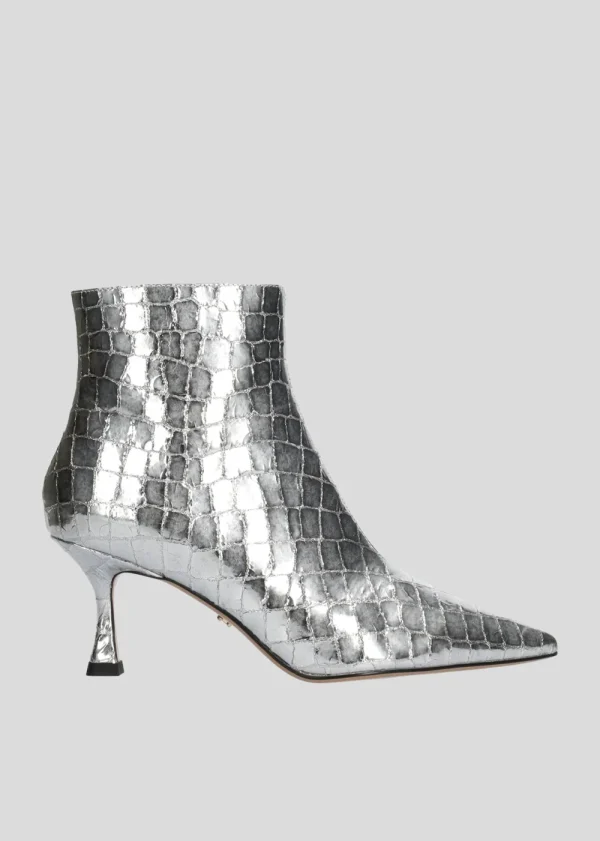 Lola Cruz 'Mountain' Ankle Boot>Women Boots | Heels