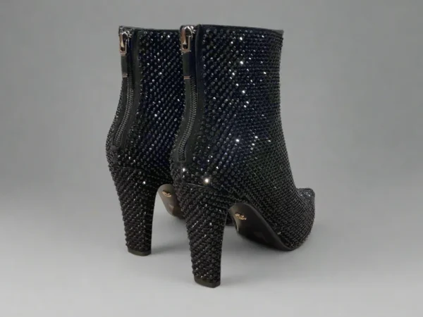 Lola Cruz 'Quaid' Ankle Boot>Women Boots | Heels