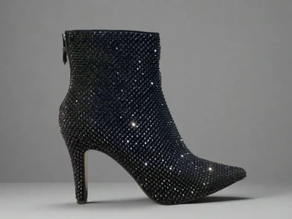 Lola Cruz 'Quaid' Ankle Boot>Women Boots | Heels